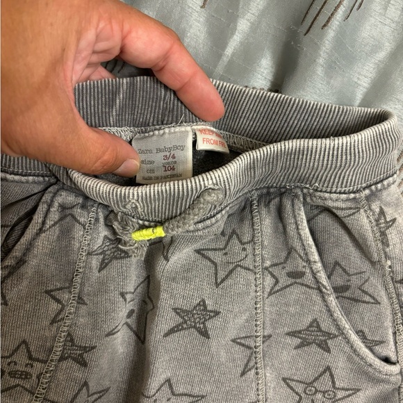 Zara Boy Shorts Size 3/4 - Picture 3 of 3